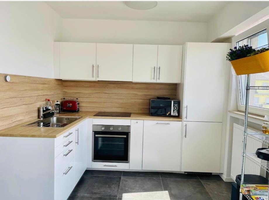 One Bedroom Flat With Private Terrace&parking-67b Apartment Luxemburg